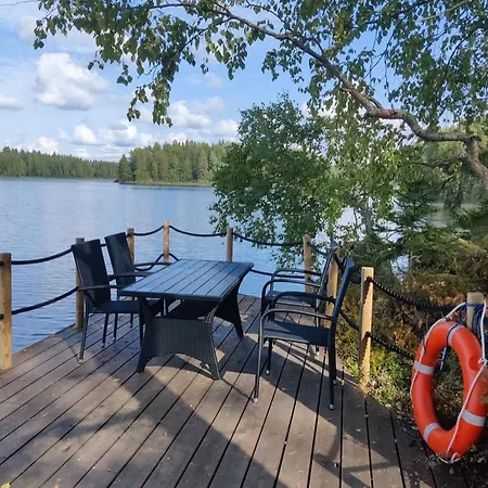 Idyllic Lakeside Nuutilanmaeki