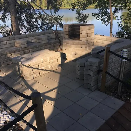 Idyllic Lakeside